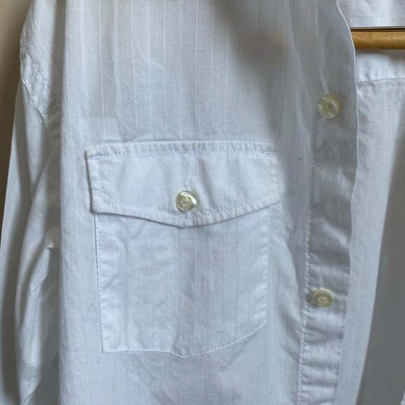 White Gap Collared Button Down Shirt - Picture 6 of 13